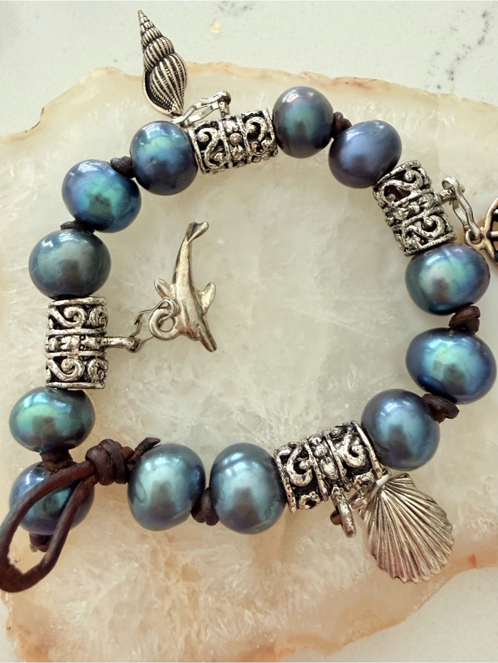 Pearl Sea charms bracelet 🐬